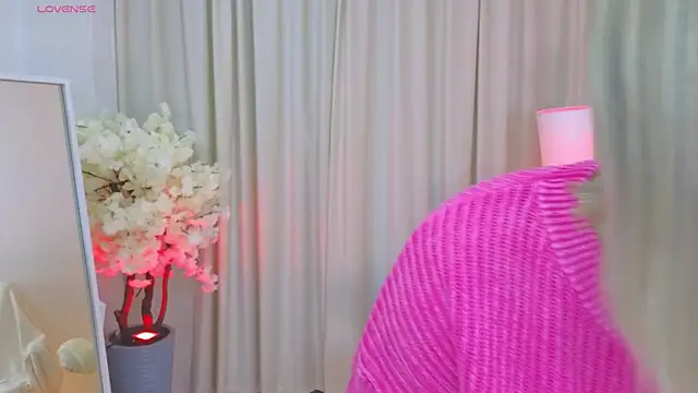 Snapshot of JessRosen chatting on December 2025 03:24:02 AM JessRosen online show from December 2025 03:24:02 AM