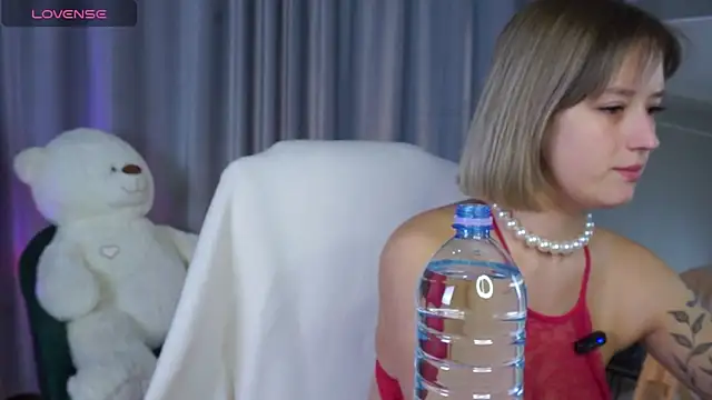 JessRosen online show from April 2026 03:46:01 AM