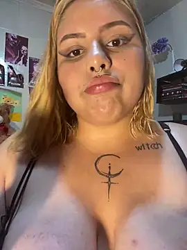CrisyFerreira online show from March 2025 09:11:02 PM