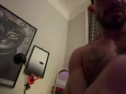 italian8764 online show from November 2025 03:29:02 AM