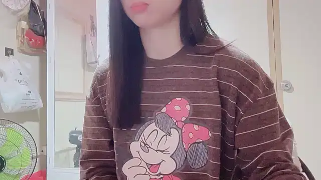 LinhChi 9x online show from February 2026 01:32:02 PM