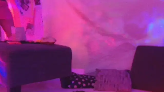 Snapshot of SAM_van_DEE chatting on March 2026 04:55:02 PM SAM van DEE online show from March 2026 04:55:02 PM