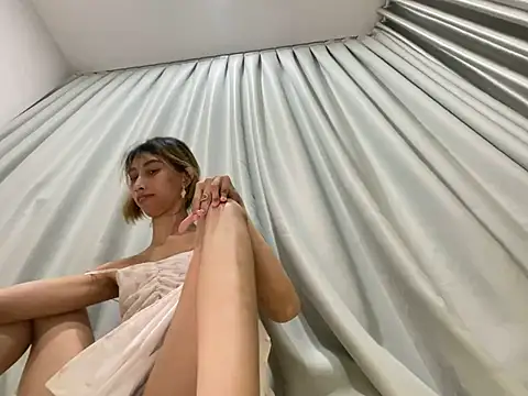 cave18hot online show from February 2025 02:15:02 PM