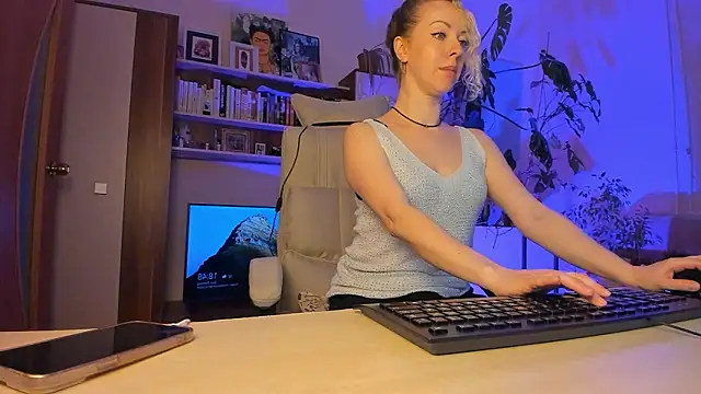 LylithSkye online show from March 2026 02:49:02 PM