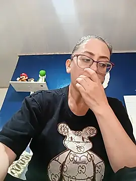 miss hanna07 online show from June 2026 06:03:02 PM