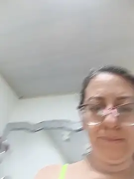 miss hanna07 online show from June 2026 04:18:01 PM
