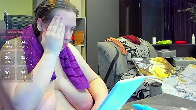 1lindsey1 online show from September 2025 02:08:02 PM