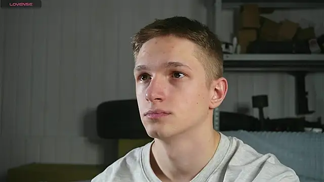 dustyn fox online show from February 2025 02:26:01 PM