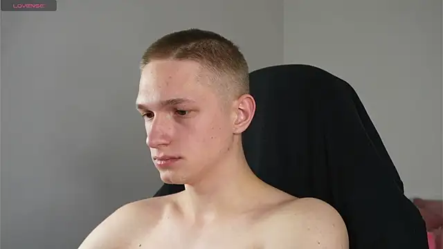 dustyn fox online show from February 2025 05:27:01 PM