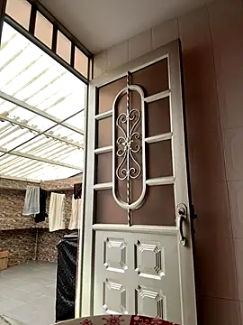 Effy Bonny online show from December 2025 03:28:02 PM