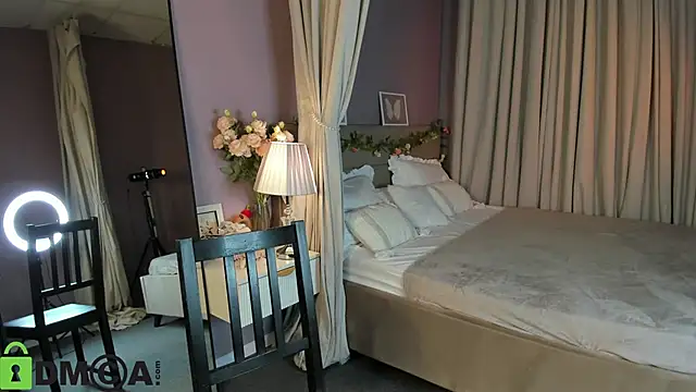 Dearly Emily online show from March 2026 05:27:01 PM