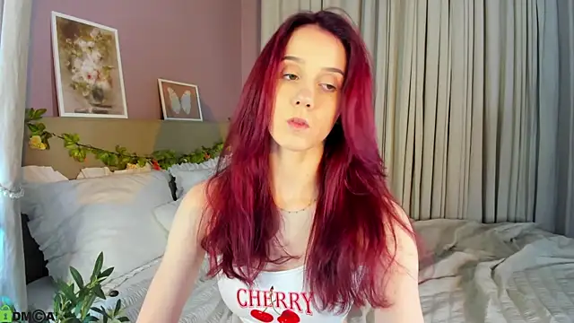 Snapshot of Dearly_Emily chatting on July 2026 05:26:02 PM Dearly Emily online show from July 2026 05:26:02 PM