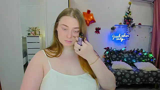 Snapshot of Demure_Smile chatting on December 2024 05:38:01 AM Demure Smile online show from December 2024 05:38:01 AM