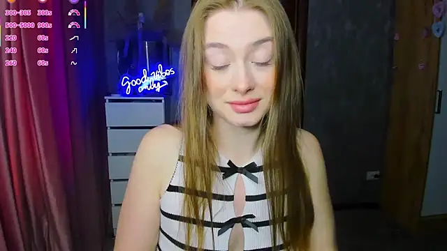 Snapshot of Demure_Smile chatting on September 2025 08:07:01 AM Demure Smile online show from September 2025 08:07:01 AM