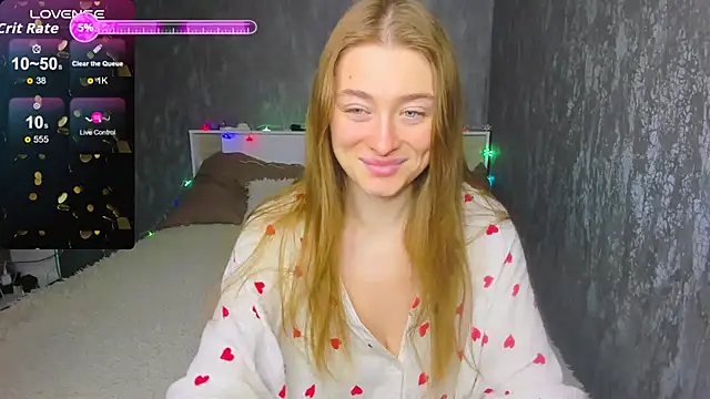 Snapshot of Demure_Smile chatting on October 2025 04:34:02 AM Demure Smile online show from October 2025 04:34:02 AM