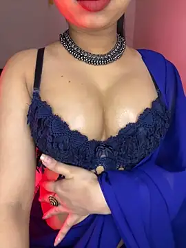 Hot-sexy222 online show from February 2026 04:08:01 PM