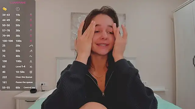 JudyAngil online show from October 2025 05:04:02 AM