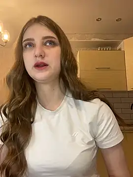 MollyDolle online show from December 2024 10:19:01 PM