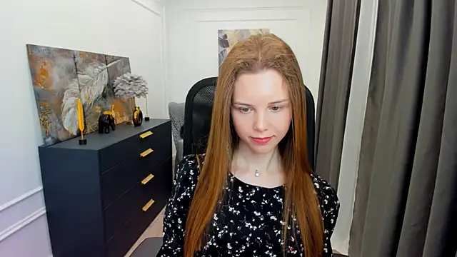Snapshot of MileyWings chatting on May 2026 11:59:01 AM MileyWings online show from May 2026 11:59:01 AM