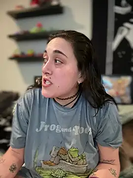 ThicBunz online show from April 2026 11:32:02 PM