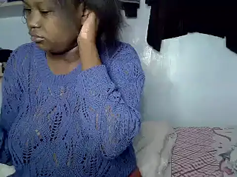 Snapshot of Sexiebony12 chatting on March 2025 01:37:01 AM Sexiebony12 online show from March 2025 01:37:01 AM