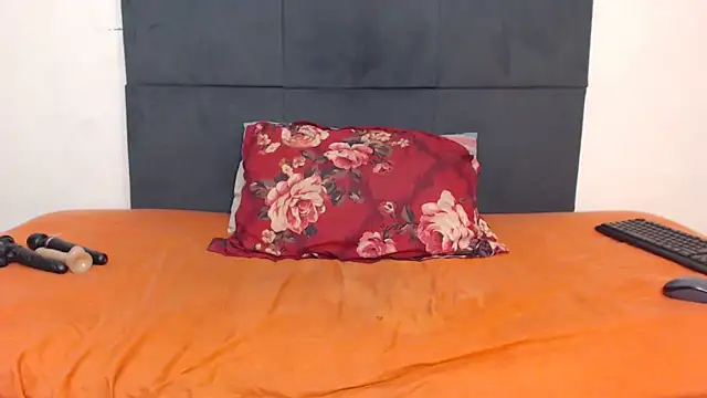 CANDY-X-LOVE-xx online show from February 2025 06:43:01 PM