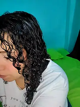Snapshot of aixa_15 chatting on April 2026 12:10:02 PM aixa 15 online show from April 2026 12:10:02 PM