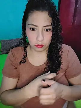 Snapshot of aixa_15 chatting on June 2026 02:21:01 PM aixa 15 online show from June 2026 02:21:01 PM
