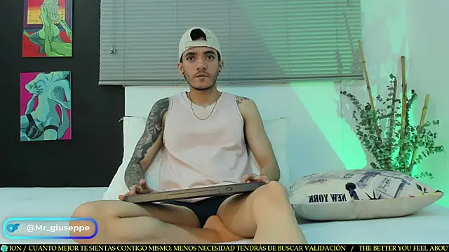 Snapshot of Tylergiuseppe_ chatting on March 2025 08:15:02 PM Tylergiuseppe  online show from March 2025 08:15:02 PM