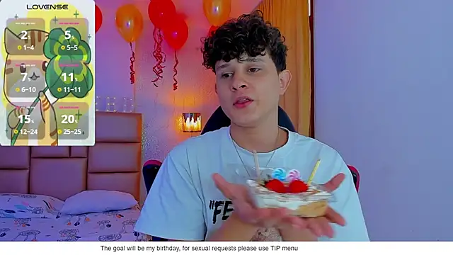 Snapshot of Nathan_Bluee chatting on March 2025 04:34:02 PM Nathan Bluee online show from March 2025 04:34:02 PM