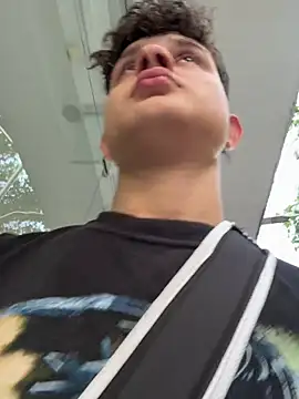 Snapshot of Nathan_Bluee chatting on October 2025 11:31:02 AM Nathan Bluee online show from October 2025 11:31:02 AM