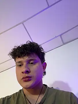 Snapshot of Nathan_Bluee chatting on October 2025 03:02:02 PM Nathan Bluee online show from October 2025 03:02:02 PM