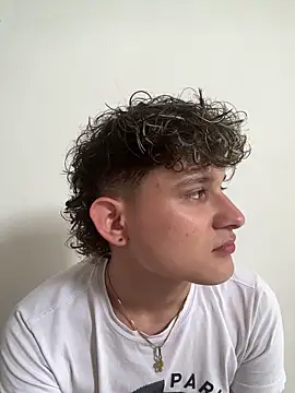 Nathan Bluee online show from April 2026 04:29:01 PM