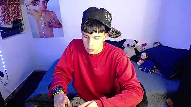 Snapshot of DominicPrince chatting on September 2025 12:07:01 PM DominicPrince online show from September 2025 12:07:01 PM