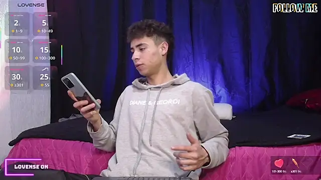 Snapshot of sexybat_twink chatting on September 2025 08:31:01 PM sexybat twink online show from September 2025 08:31:01 PM