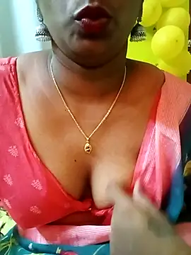 anisha91 online show from February 2025 06:48:02 PM