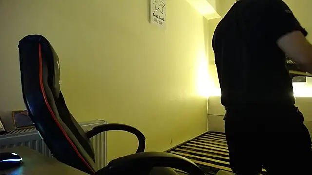 amydamarw online show from April 2026 04:54:02 PM