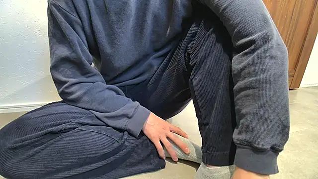 atom0407 online show from December 2024 04:12:02 AM