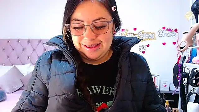 lanaqueen699 online show from November 2025 12:16:01 PM