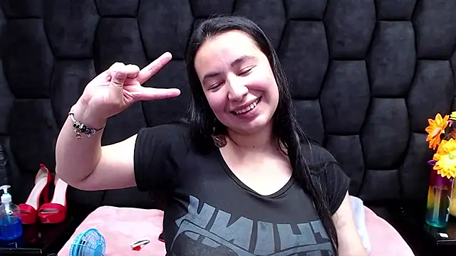 NaomyPrinces online show from September 2025 03:06:01 PM