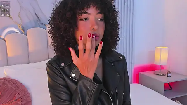 OSHUN  online show from September 2025 12:31:02 PM