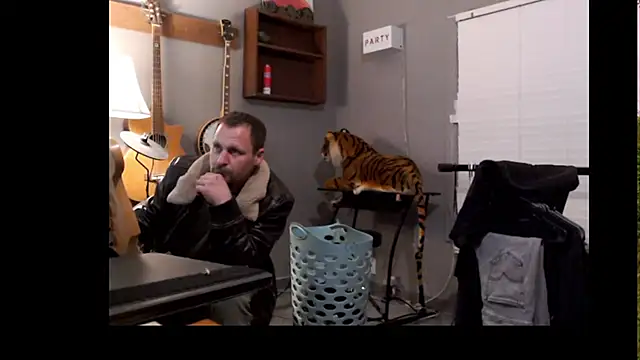 itsjameswebbscope online show from April 2026 10:46:02 AM