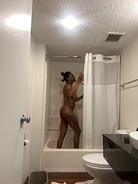 Snapshot of PrettyGal_Tingz chatting on February 2025 10:15:02 PM PrettyGal Tingz online show from February 2025 10:15:02 PM