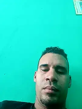 adriel perez online show from October 2025 05:04:02 PM