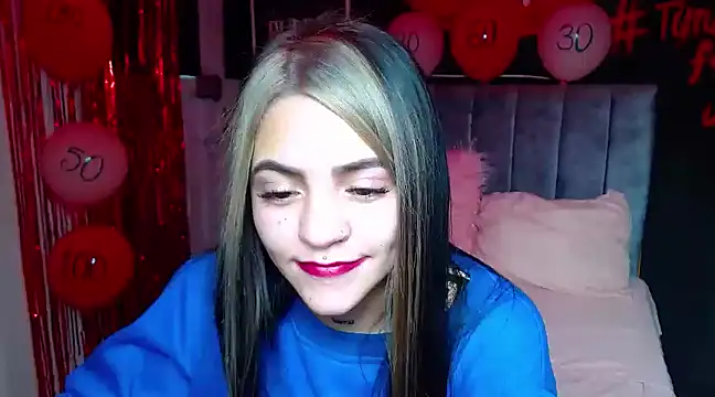 Violettasquirt online show from February 2025 06:27:02 PM