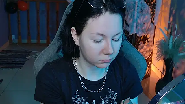 NancyMartinez online show from October 2025 05:11:02 AM