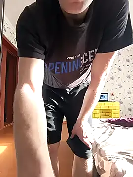 red red00 online show from March 2025 01:24:02 PM