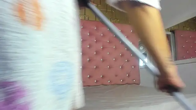 Snapshot of Molly_gomez_ chatting on February 2025 10:40:01 PM Molly gomez online show from February 2025 10:40:01 PM