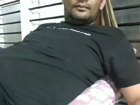 Snapshot of NiceBoy9099 chatting on January 2025 05:49:01 PM NiceBoy9099 online show from January 2025 05:49:01 PM