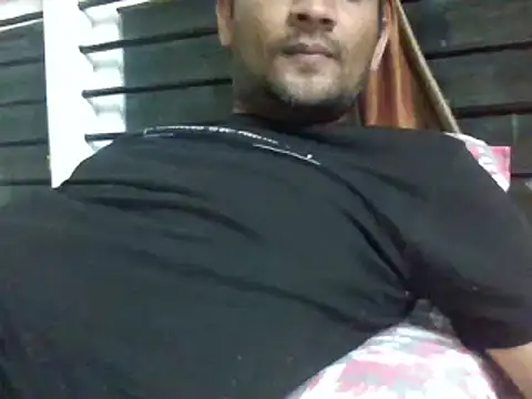 Snapshot of NiceBoy9099 chatting on January 2025 06:09:02 PM NiceBoy9099 online show from January 2025 06:09:02 PM